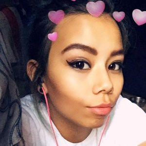 Meet your Posher, Leilani